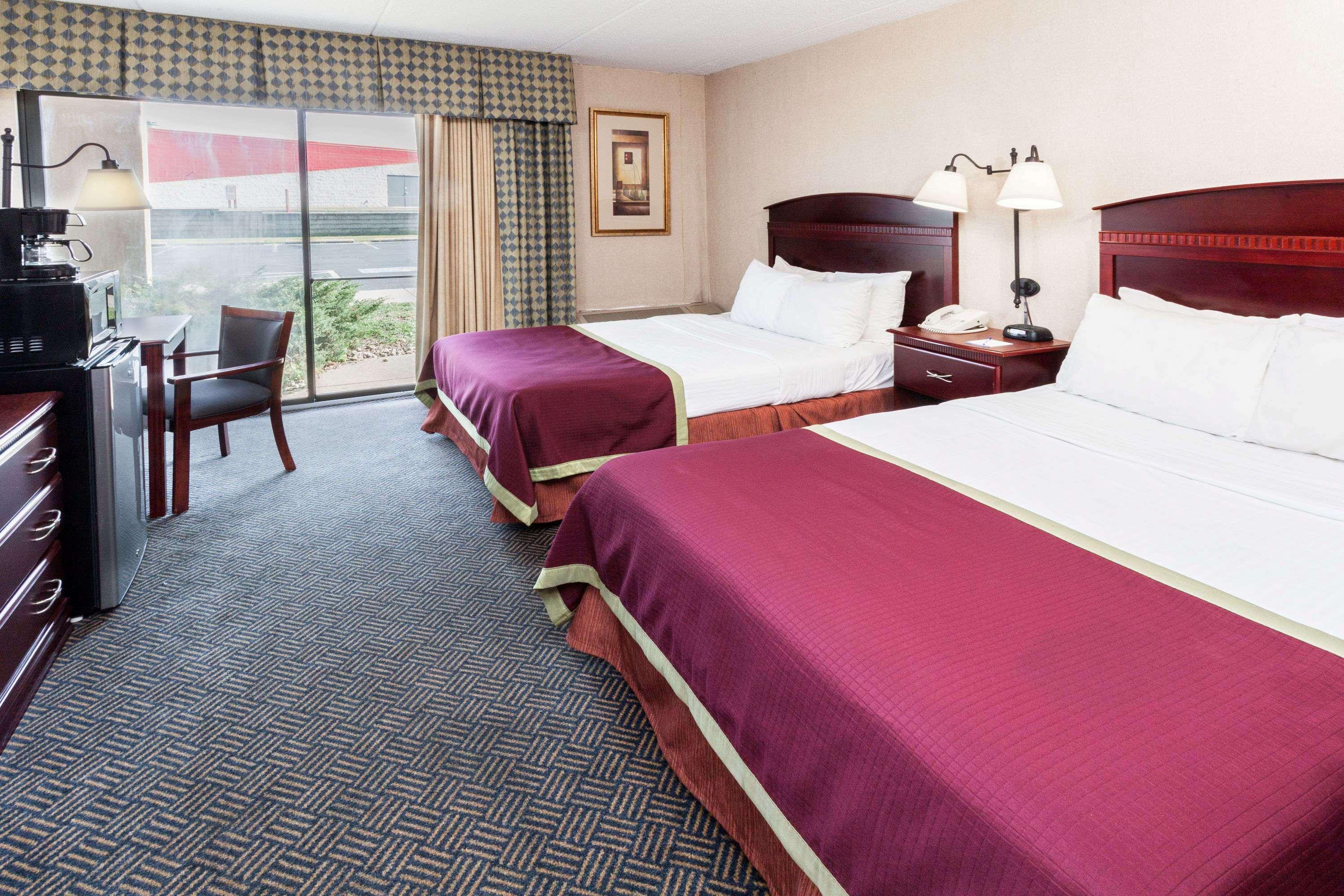Baymont By Wyndham Michigan City Exterior photo