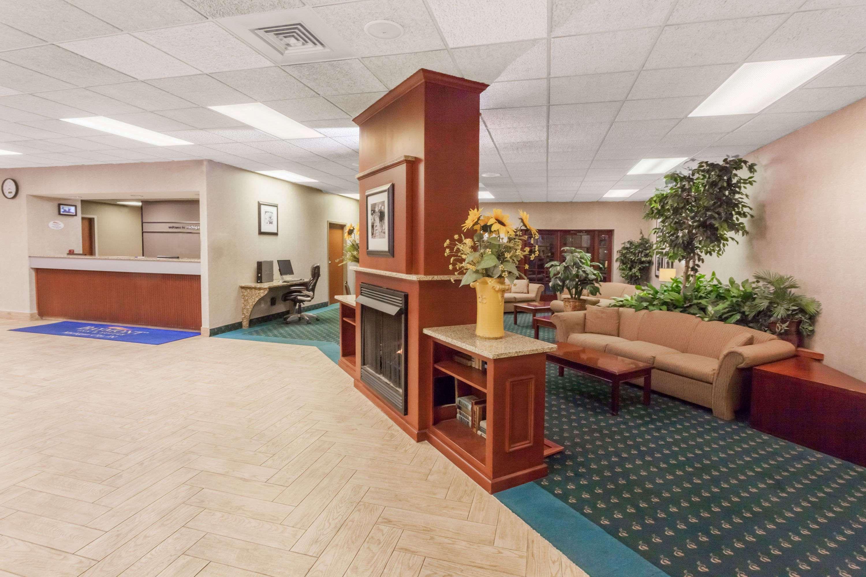 Baymont By Wyndham Michigan City Exterior photo