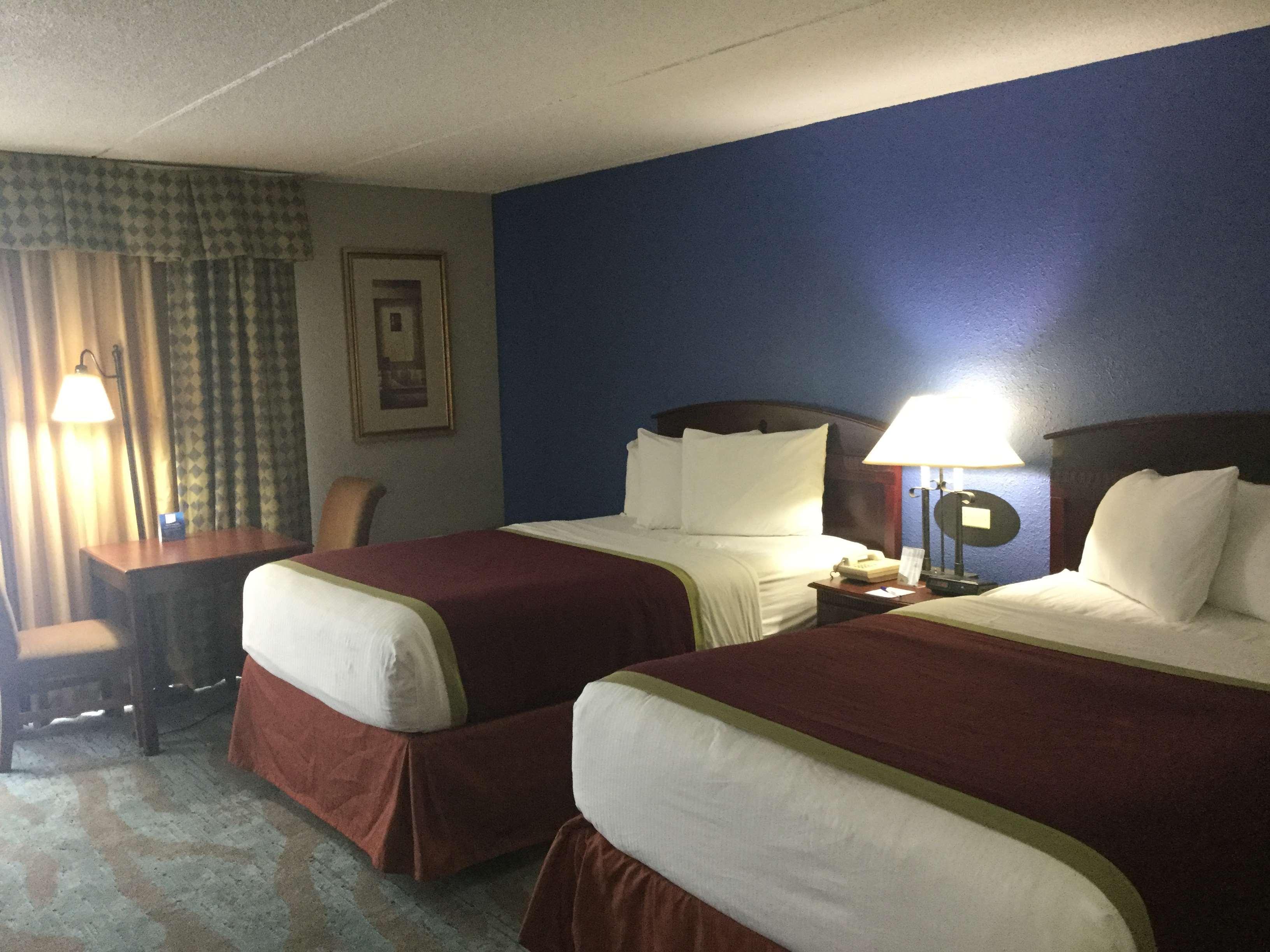 Baymont By Wyndham Michigan City Exterior photo